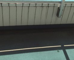 ベランダのクリーニング　雨だれの黒ずみ